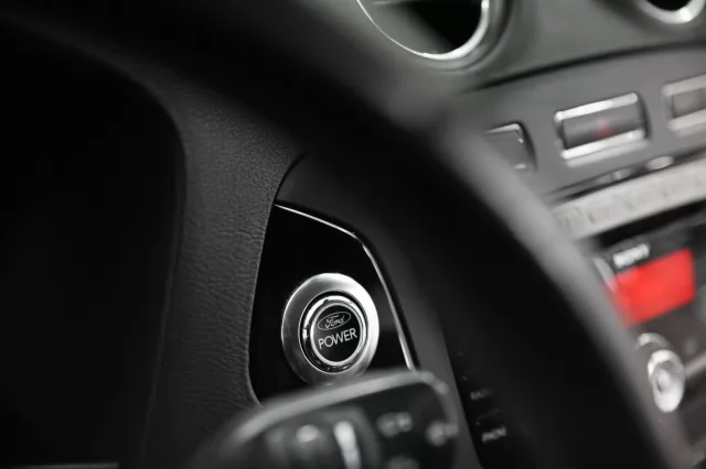 Ford Mondeo 2013