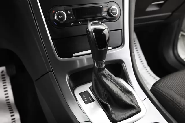 Ford Mondeo 2013