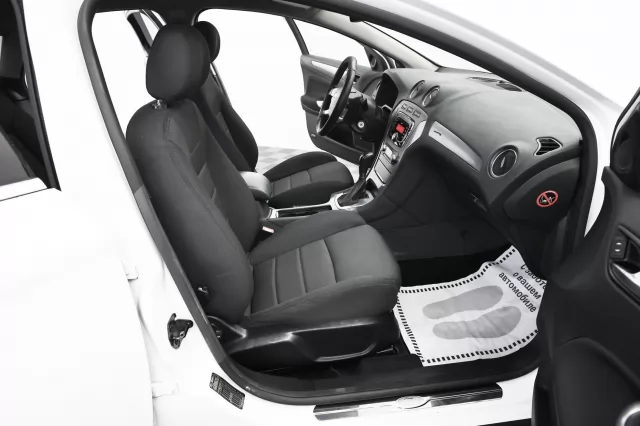 Ford Mondeo 2013