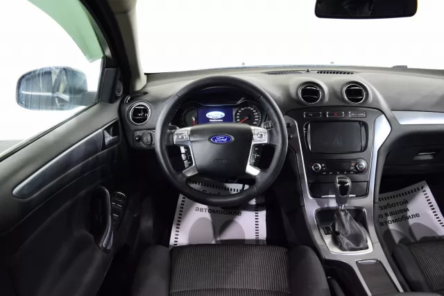 Ford Mondeo 2013