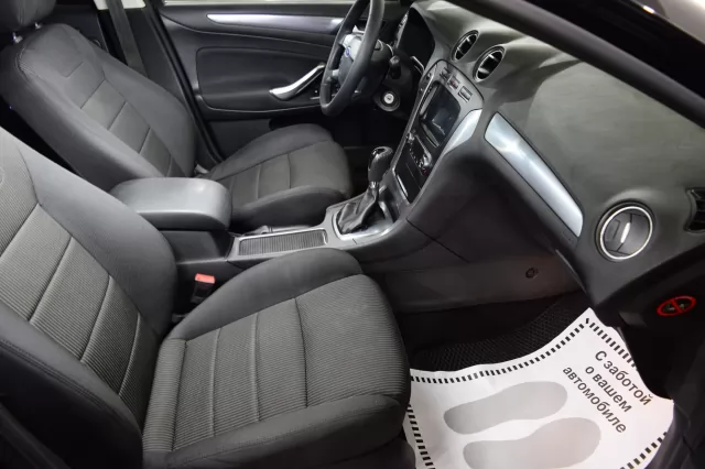 Ford Mondeo 2013
