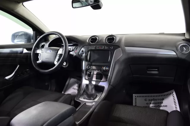 Ford Mondeo 2013