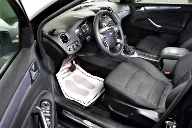 Ford Mondeo 2013