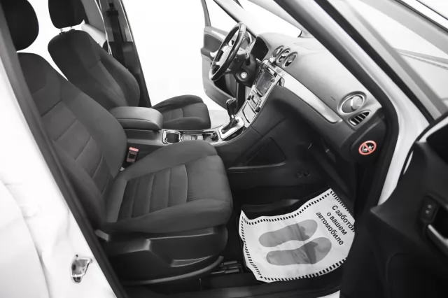 Ford S-Max 2010