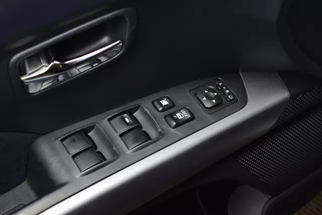 Mitsubishi Outlander 2006