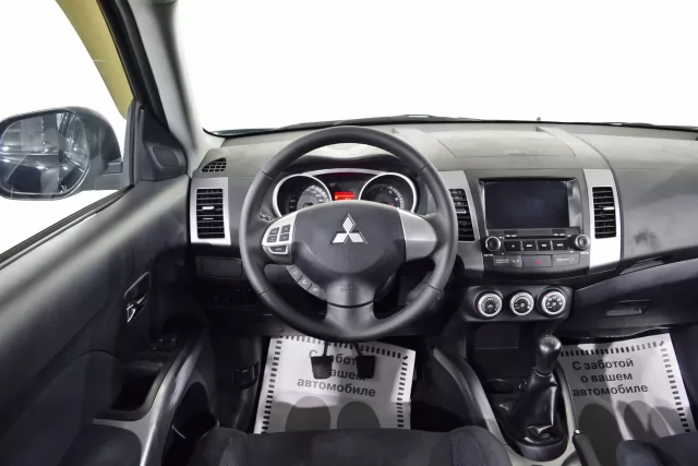 Mitsubishi Outlander 2006