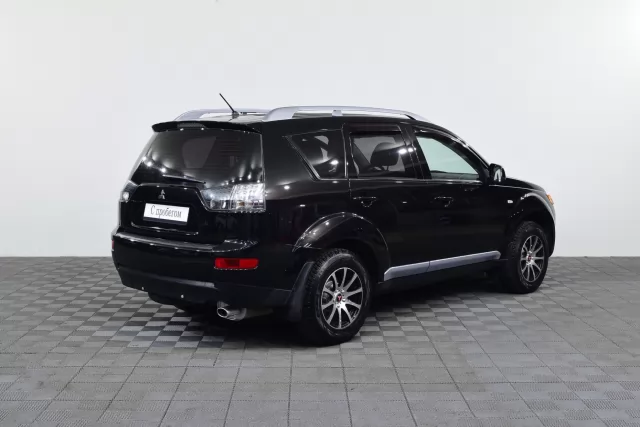 Mitsubishi Outlander 2006