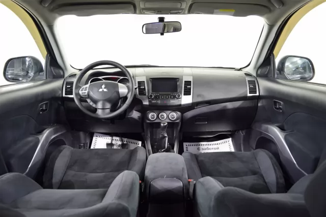 Mitsubishi Outlander 2006