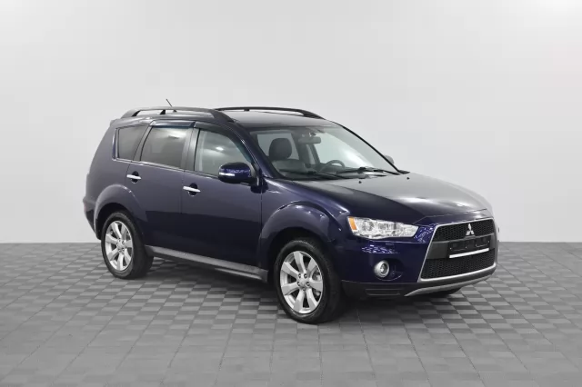 Mitsubishi Outlander 2011