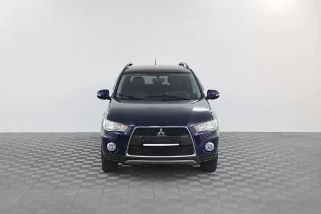 Mitsubishi Outlander 2011