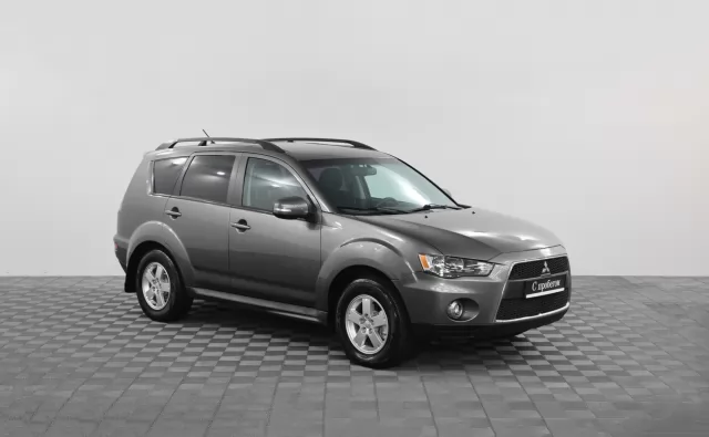 Mitsubishi Outlander 2012