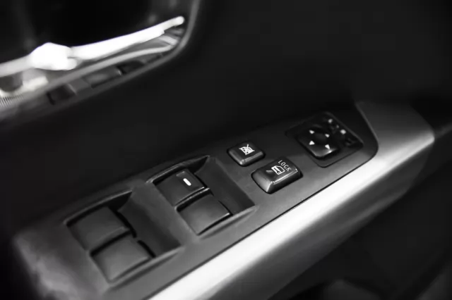 Mitsubishi Outlander 2012