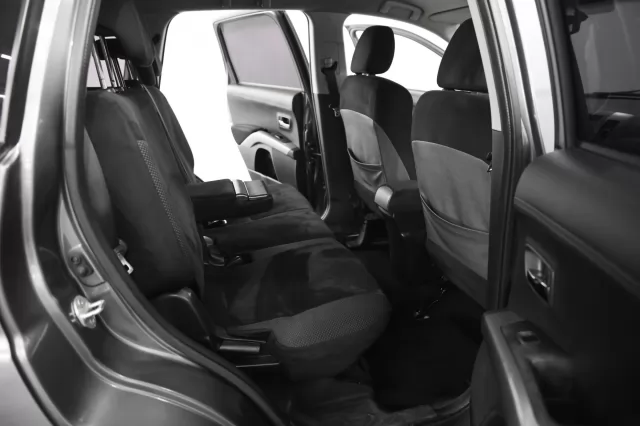 Mitsubishi Outlander 2012