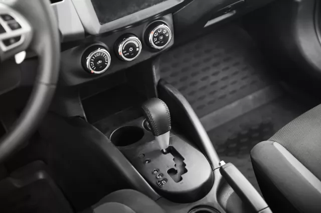 Mitsubishi Outlander 2011