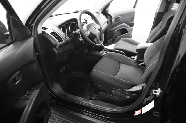 Mitsubishi Outlander 2011
