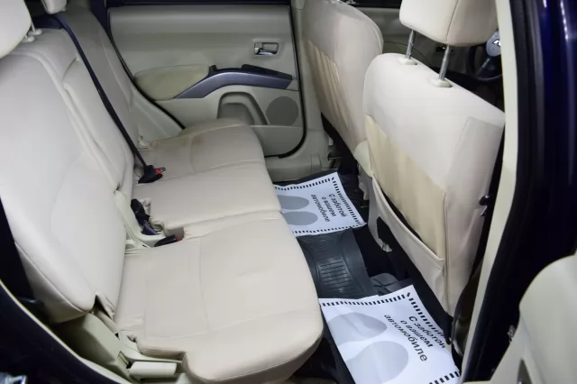 Mitsubishi Outlander 2012