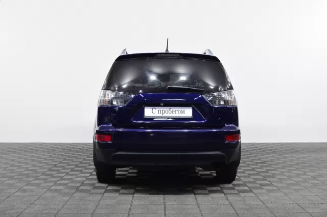 Mitsubishi Outlander 2012
