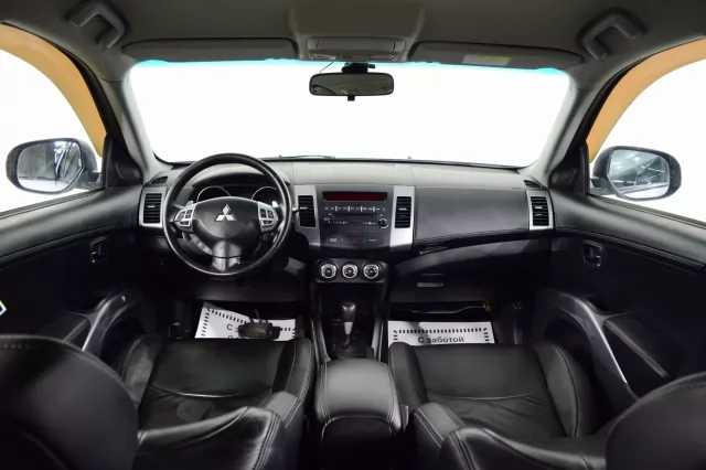 Mitsubishi Outlander 2009