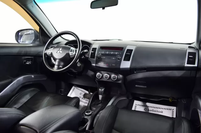Mitsubishi Outlander 2009