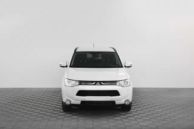 Mitsubishi Outlander 2013