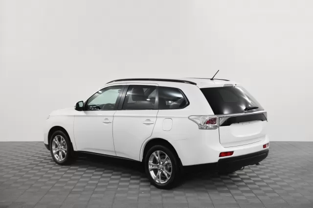 Mitsubishi Outlander 2013