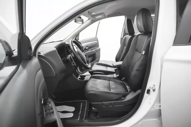 Mitsubishi Outlander 2013