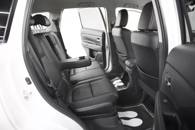 Mitsubishi Outlander 2013