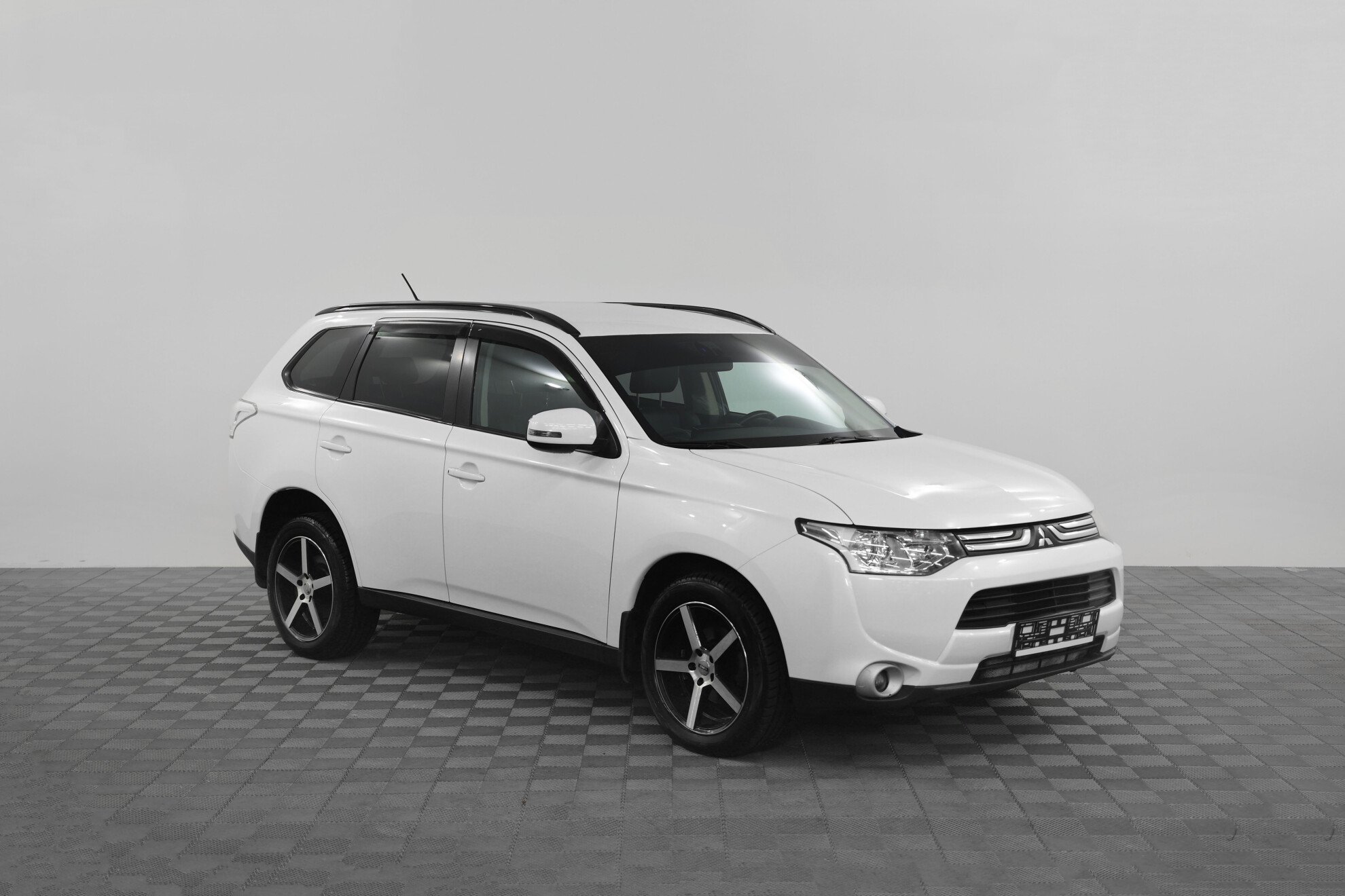 Mitsubishi Outlander 2012