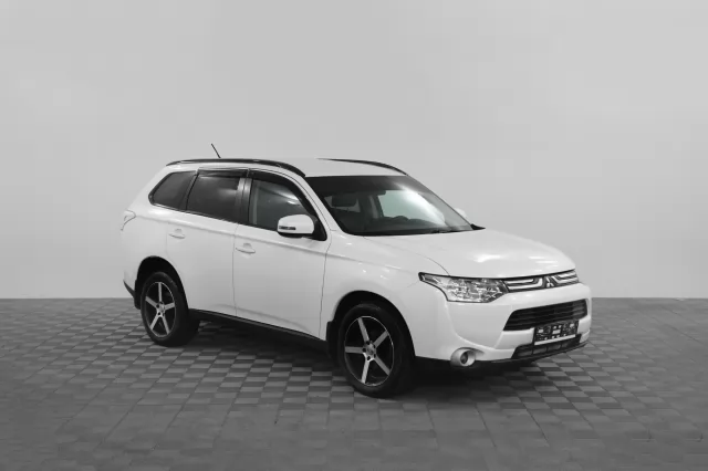 Mitsubishi Outlander 2012
