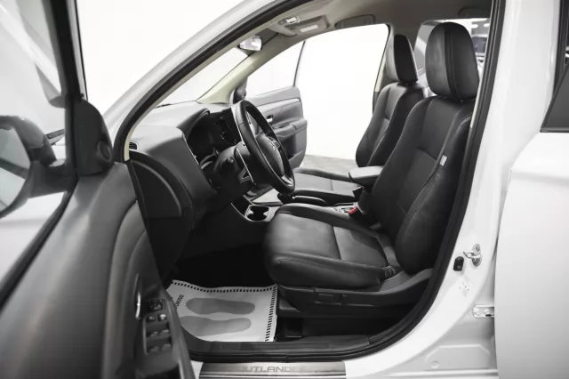 Mitsubishi Outlander 2012