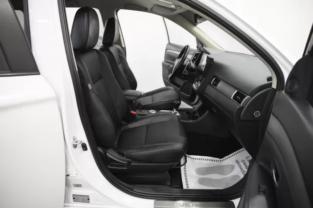 Mitsubishi Outlander 2012