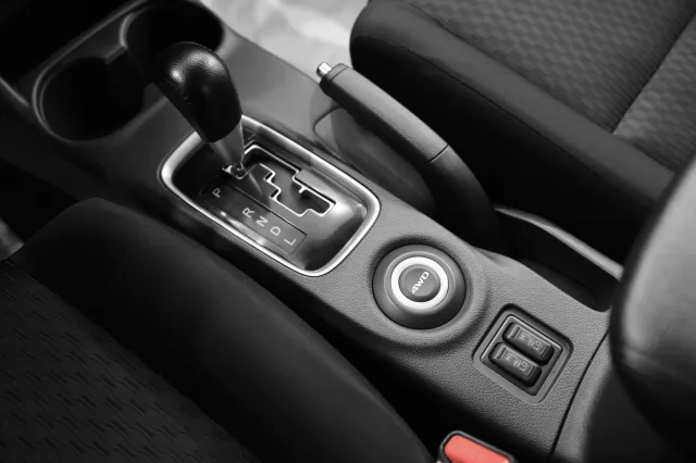 Mitsubishi Outlander 2014