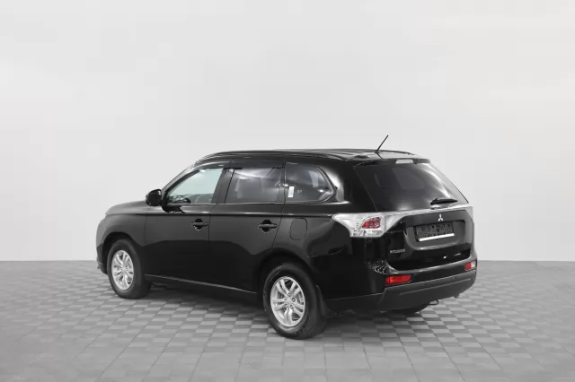 Mitsubishi Outlander 2014
