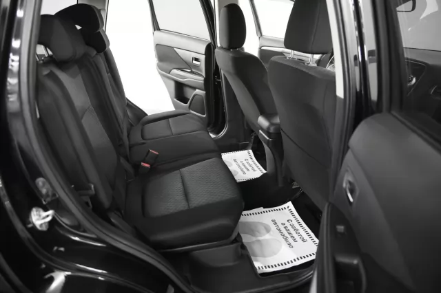Mitsubishi Outlander 2014