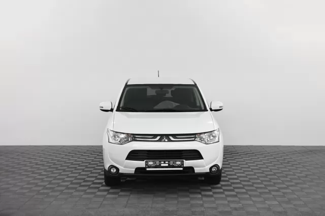 Mitsubishi Outlander 2014