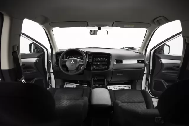 Mitsubishi Outlander 2014