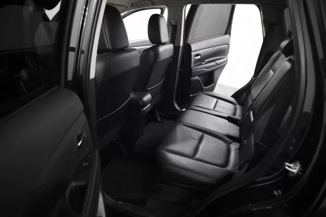 Mitsubishi Outlander 2012