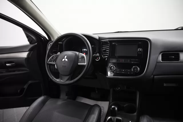 Mitsubishi Outlander 2012