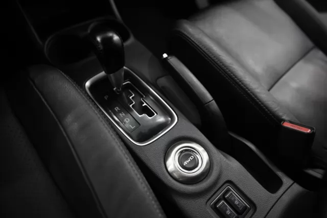 Mitsubishi Outlander 2012