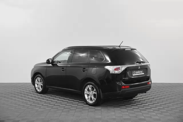 Mitsubishi Outlander 2012