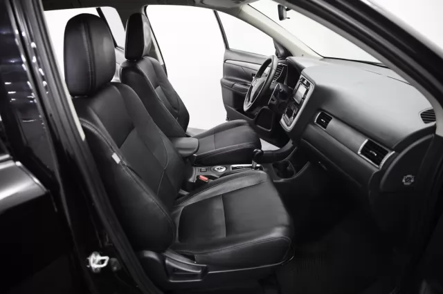 Mitsubishi Outlander 2012