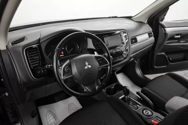 Mitsubishi Outlander 2012