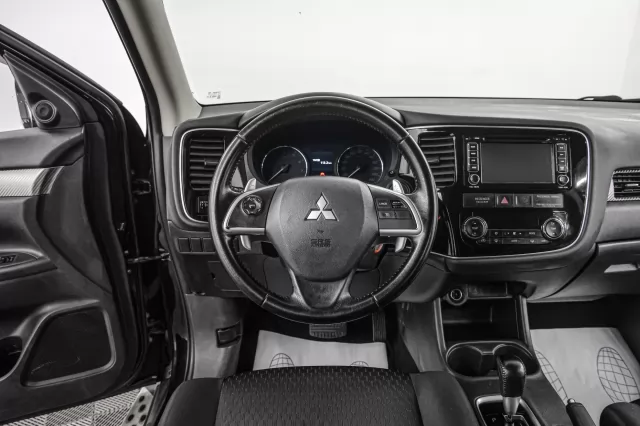 Mitsubishi Outlander 2012