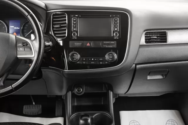 Mitsubishi Outlander 2012