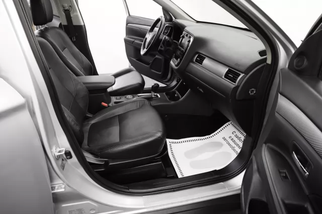 Mitsubishi Outlander 2013