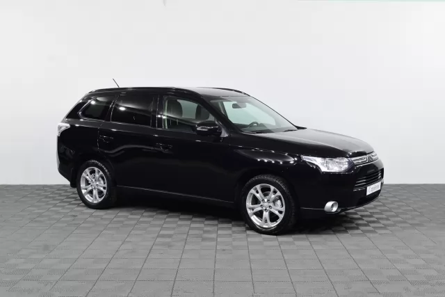 Mitsubishi Outlander 2012