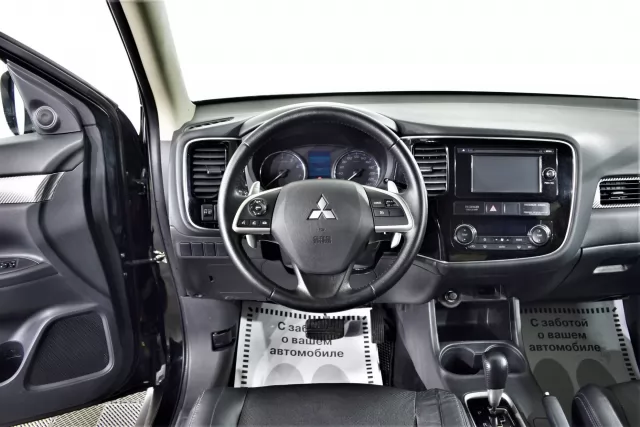Mitsubishi Outlander 2012