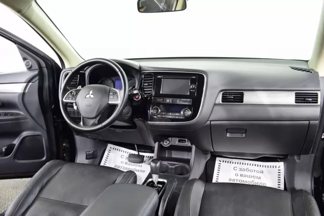 Mitsubishi Outlander 2012