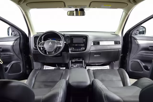 Mitsubishi Outlander 2012