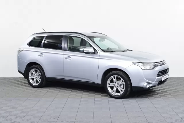 Mitsubishi Outlander 2013